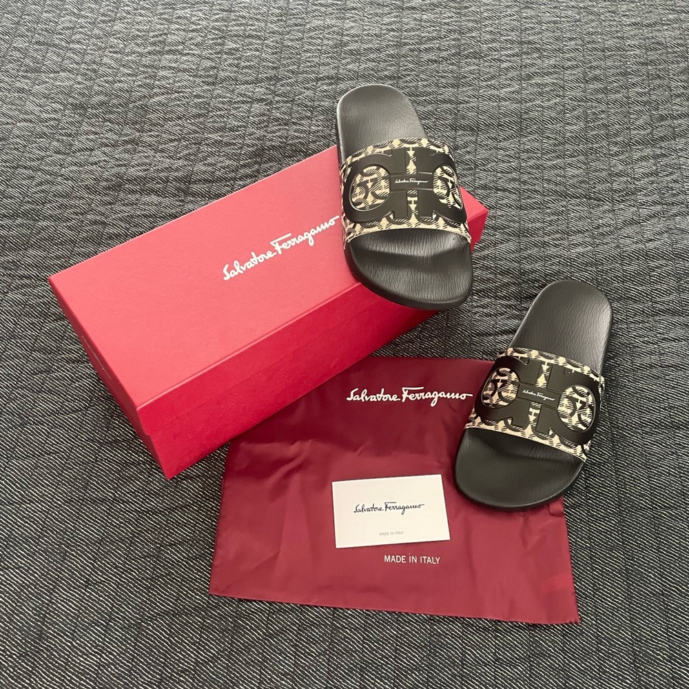 Salvatore Ferragamo Black and Beige Slide Sandals - Picture 2 of 9